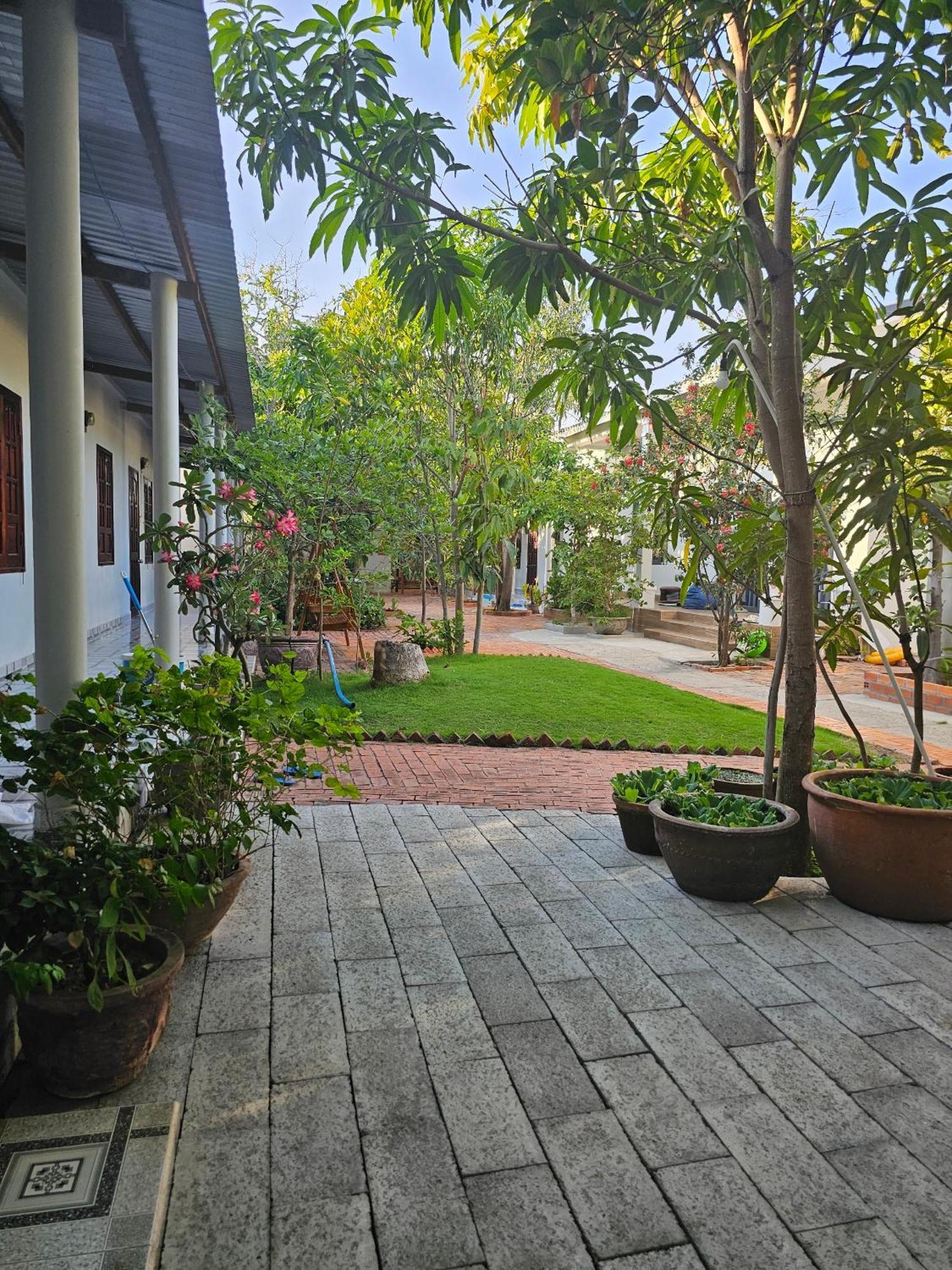Cay Phuong Guesthouse Mui Ne Exterior photo